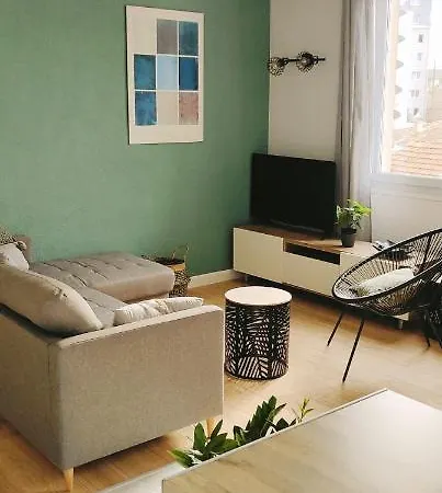 Marseille Superbe Appartement Refait A Neuf Exterior photo