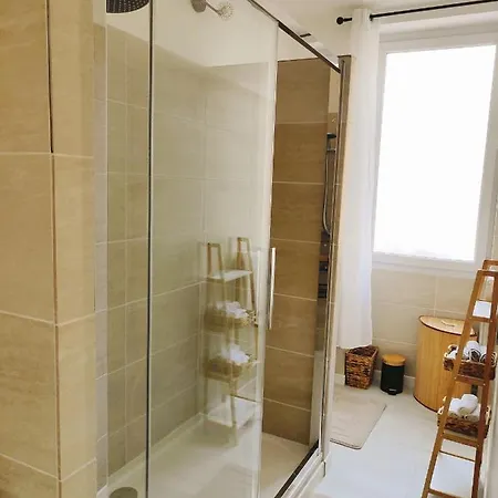 Marseille Superbe Appartement Refait A Neuf Exterior photo